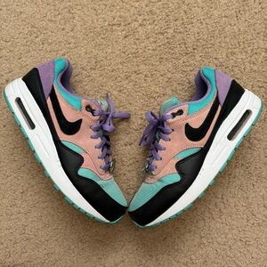 6.5Y Air Max 1 Shoes